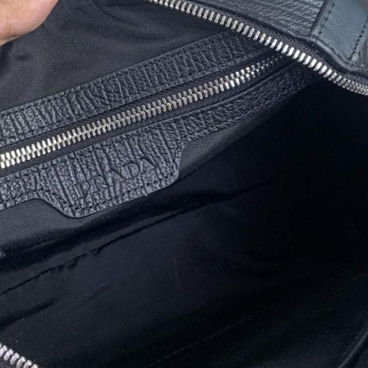 Picture of Prada Mens Bags _SKUfw197906834fw